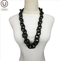 UKEBAY Hyperbole fait à la main collier en caoutchouc corde bijoux pour femmes pendentif collier longues chaînes discothèque danse tour de cou bijoux