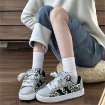 2025 Spring New Niche Couple Bread Ins Super Hot Street Photography College Style Casual Board Shoes