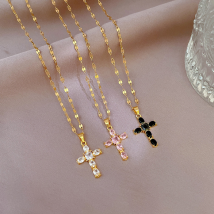 [Titanium Steel] Micro Inlaid Light Luxury Zircon Cross Exquisite Micro Inlaid Necklace Women's Fashion Trend Collar