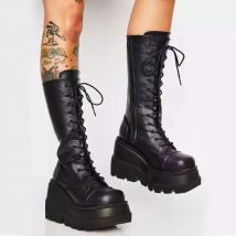 Bottines à boucle d'hiver pour femmes Bottes de moto à plateforme punk pour femmes Bottes à talons compensés en PU pour femmes Bottes pour femmes grande taille