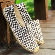 Espadrilles d'été pour hommes et femmes, baskets en toile respirantes, paire de mocassins à enfiler pour l'automne, grande taille 35-45, chaussures de gymnastique