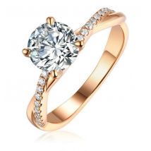 Bague simple et tendance en plaqué or avec zircons incrustés