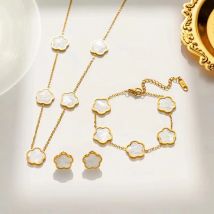 Ensemble de bijoux pour femme, boucles d'oreilles, bracelet et collier en or, motif trèfle à cinq feuilles, commerce électronique transfrontalier