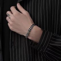 Bracelet d'épissure personnalisé pour homme Ins Hip Hop Bracelet de couple en acier titane de marque tendance Bracelet cubain polyvalent personnalisé