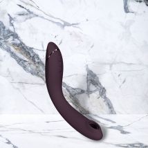 Rode Siliconen Womanizer OG vibrator van Womanizer