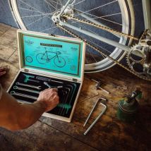 Boîte à outils vélo - Kit réparation vélo - Bois - Idée cadeau homme - Wild & Wolf - Les Raffineurs