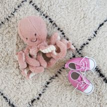 Odell la pieuvre - Rose - Idée cadeau maman - Idée cadeau enfant - Idée cadeau de naissance - Jellycat - Les Raffineurs