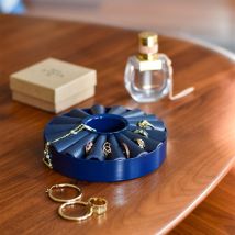 Présentoir à bagues en cuir - Porte-bagues - Bleu - Idée cadeau femme - Uniqka - Les Raffineurs