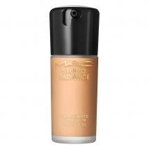 MAC Radiance Serum-Powered Foundation NW22 30 ml