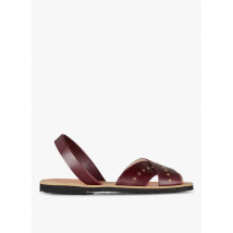 Minorquines - Platte - gladde leren sandalen met studs - 41 Maat - Rood