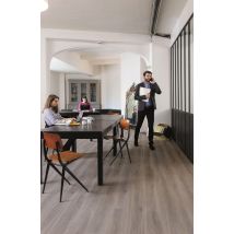 Sol Stratifié Chêne Naturel Homia Cerusa Ac4 Ep.7 Mm L.128,80 X L.19 Cm - Berry Alloc