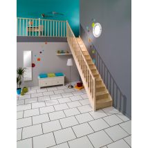 Escalier Sapin Droit Rampe Fuseaux À Droite Avec Contre-marches - Gimm