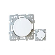 Poussoir À Fermeture Avec Porte Étiquette Square - 1 Poste - 10a - Silver - Bricoman