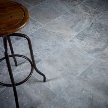 Travertin Intérieur Et Extérieur Gris 1er Choix 61x40,6 Cm Ep. 12 Mm - Ro'ma Nature - Bricoman