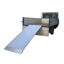 Rampe 4000mm - Hauteur À Franchir 1200mm - Charge Max 433kg - Largeur 815mm - Prix Unitaire - M030b2/40/4 - Bricoman