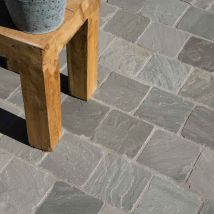 Pavé Grès Kandla Gris 14x14x2-2,5 Cm (vendu Au M² - 42 Pavés/m²) - Ro'ma Nature - Bricoman