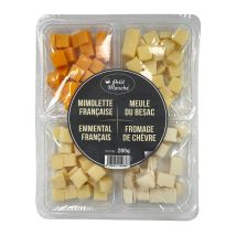 Plateau De Fromage En Dès Mimolette, Meule Du Besac, Emmental Français, Chèvre Petit Marche