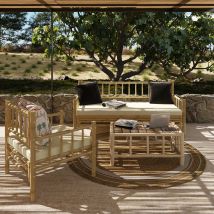 Salon de jardin en bambou avec canapé, fauteuil et table basse - Vadella