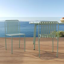 Lot de 2 chaises de jardin en métal vert clair - Chaises et tabourets de jardin / extérieur, Industriel - Yumi, Rendez-Vous Déco