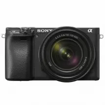 Sony Alpha 6400 avec 18-135 mm