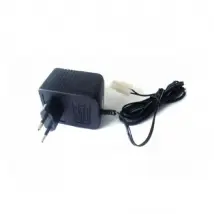 Amewi E021A Chargeur 12V 800mA