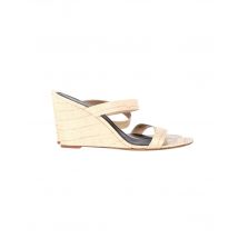 Diane Von Furstenberg Vivienne Wedge Sandalen met Krokodillenprint in Beige Leer