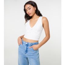 Women's White Lace V Neck Crop Top Pink Vanilla New Look