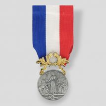Medal honorowy za akt odwagi i poświęcenia - rozporządzenie srebrne