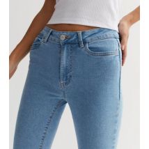 Pale Blue Mid Rise Amie Skinny Jeans New Look