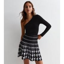 Cameo Rose Black Dogtooth Flippy Mini Skirt New Look
