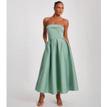 Women's Green Bandeau Skater Dress Quiz New Look