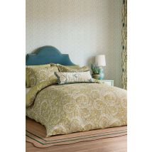 Sanderson 'Tila Lime' Cotton Percale Duvet Cover Set in Gold | Size: King