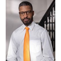 Savile Row Company London Men White Classic Fit Cotton Poplin Single Cuff Formal Shirt