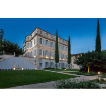 Wonderbox Séjour gastronomique 4* dans un château dans le Vaucluse - Idée cadeau Venez vivre une expérience unique dans l’ancienne demeure du célèbre 