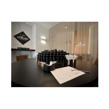 Wonderbox Atelier Prestige création de parfum à Nice (06) - Idée cadeau La maison Molinard de Nice vous propose une immersion de 2 heures au sein du 
