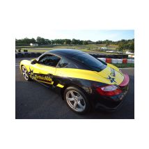 Wonderbox Stage Pilotage Enfant en Porsche Cayman à Dreux (28) - Porsche Cayman - 2 Tours - Idée cadeau L’équipe Formula Kids vous propose d’offrir à 
