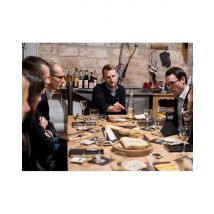 Wonderbox Atelier "Amateur" associations fromages & vins" à Paris 4ème - Idée cadeau Venez vivre l'aventure dans l'une des plus belles fromageries de 