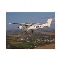 Wonderbox Vol d'initiation en avion à Toussus-le-Noble (78) - 1h de vol - Idée cadeau Envolez-vous dans le ciel de Toussus-le-Noble aux commandes d'un
