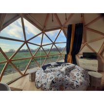 Wonderbox Séjour 4* dans un dôme ou un kota finlandais dans le Cher - Idée cadeau Venez vous détendre dans un hébergement insolite chez Ô Refuge 