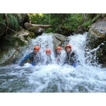 Wonderbox Rafting et activités sur l'eau pour 4 en Isère - Idée cadeau À une petite heure de Grenoble, venez découvrir le parc des Ecrins au fil de 