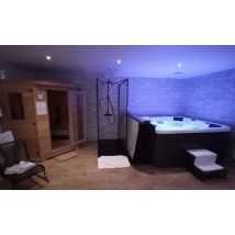 Wonderbox Accès au spa avec bain à remous et au sauna privatif dans l'Oise - Idée cadeau Offrez-vous un moment relaxant en duo dans un spa privatif à 