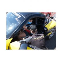 Wonderbox Stage Pilotage Enfant en Clio IV RS à Trappes (78) - Clio IV RS - 4 Tours - Idée cadeau Rendez-vous sur le circuit de Trappes pour un stage 