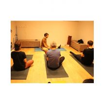 Wonderbox Cours collectif de Yoga Zen 'Do-In' à Marseille (13) - Idée cadeau Le Yoga Zen 'Do-In' est une pratique corporelle de tradition japonaise, à