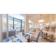 Wonderbox Soggiorno di due notti con due cene in un hotel 4* di Rimini - Cofanetti regalo Lasciate a casa tutte le preoccupazioni e regalatevi un 