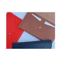 Wonderbox Atelier sac pochette en cuir à Rennes (35) - Idée cadeau Participez à un atelier de 2h30 avec Hélène, maroquinière passionnée, pour créer et