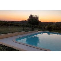Wonderbox Séjour avec dîner dans un château en Gironde - Idée cadeau Bienvenue au Château de la Piolette, un havre d'élégance et d'authenticité au 