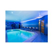 Wonderbox SPA & espace détente à Gussignies (59) - Idée cadeau Offrez-vous une pause bien-être dans un espace intimiste où piscine, jacuzzi, sauna et 