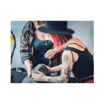 Wonderbox Atelier création d'un chapeau de paille à Asnières-sur-Seine(92) - Idée cadeau Pendant 3h, découvrez l’art de la chapellerie avec Maud et 