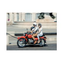 Wonderbox Balade en Side-Car à Bordeaux (33) - Idée cadeau Aux côtés des Gentleman siders, vous sillonnez Bordeaux en side-car pour découvrir ses 