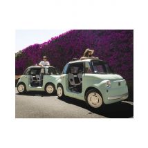 Wonderbox Balade guidée en topolino électrique à Nice (06) - Idée cadeau À bord d’une Topolino électrique au charme rétro, partez pour une balade 